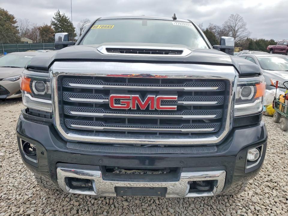 2017 GMC Sierra K2500 SLT