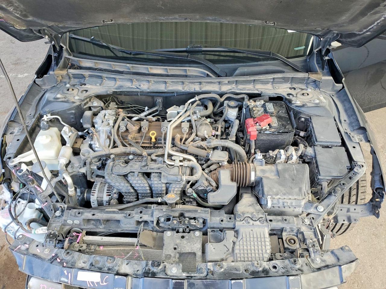 2022 Niss Altima 2.5 sr