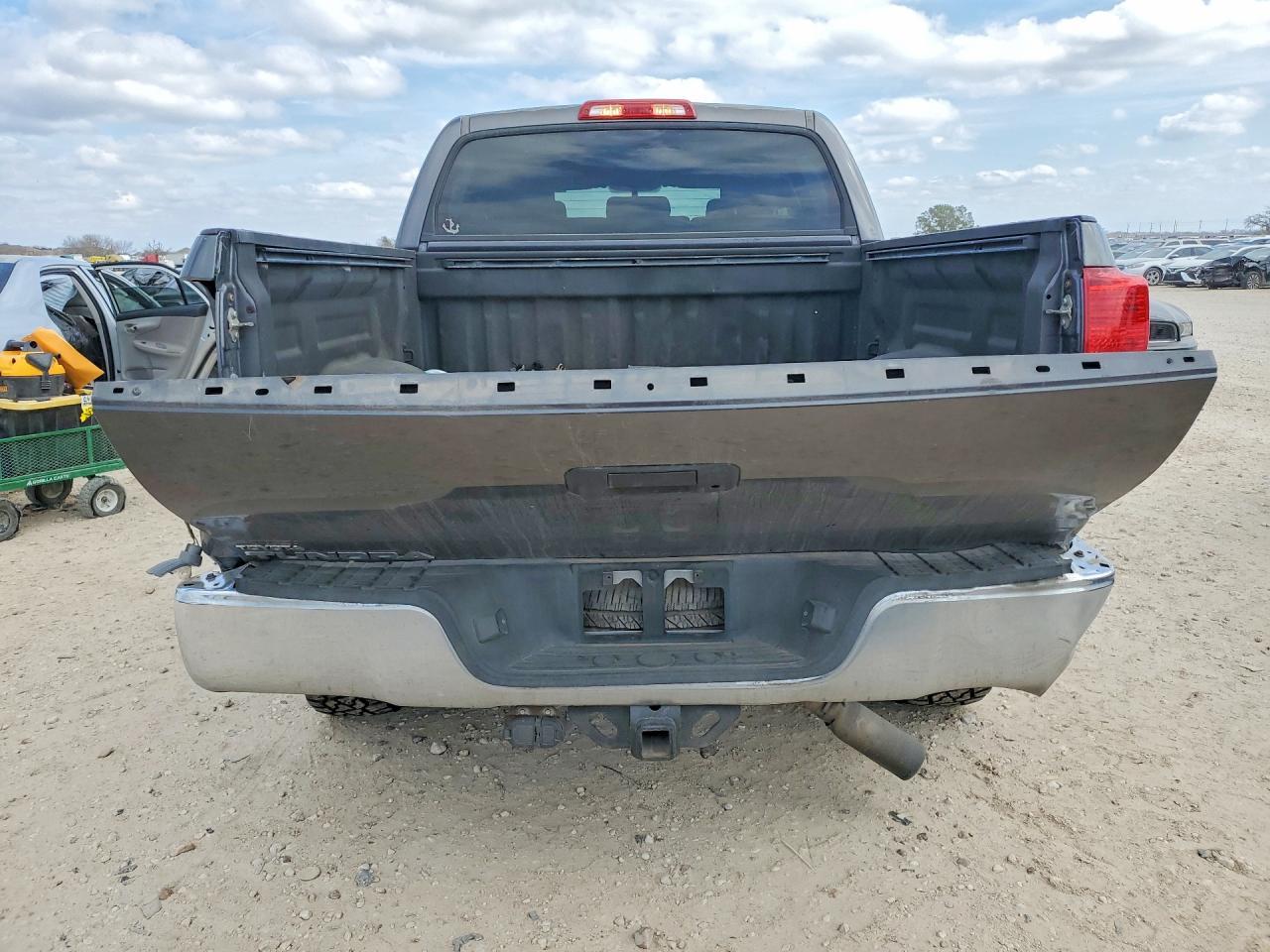2011 Toyota Tundra Crewmax SR5