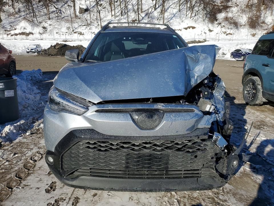 2025 Toyota Corolla Cross se