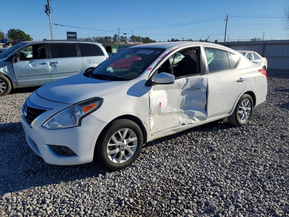 2018 Nissan Versa s