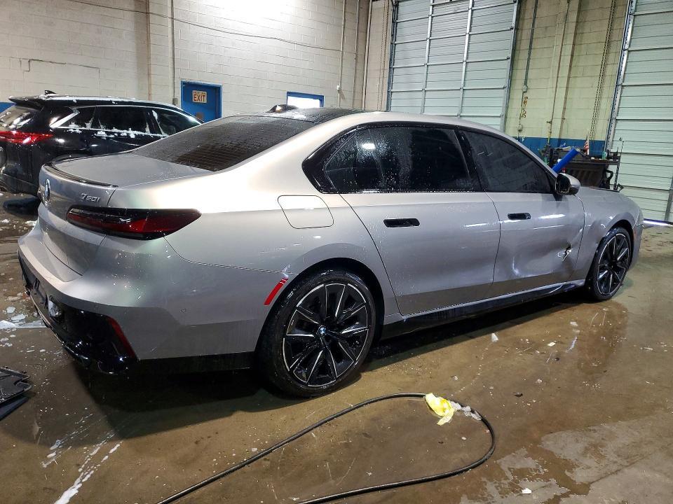 2023 BMW 760 xi