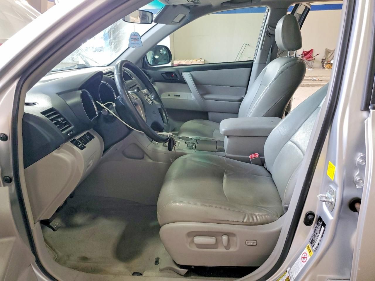 2010 Toyota Highlander Base