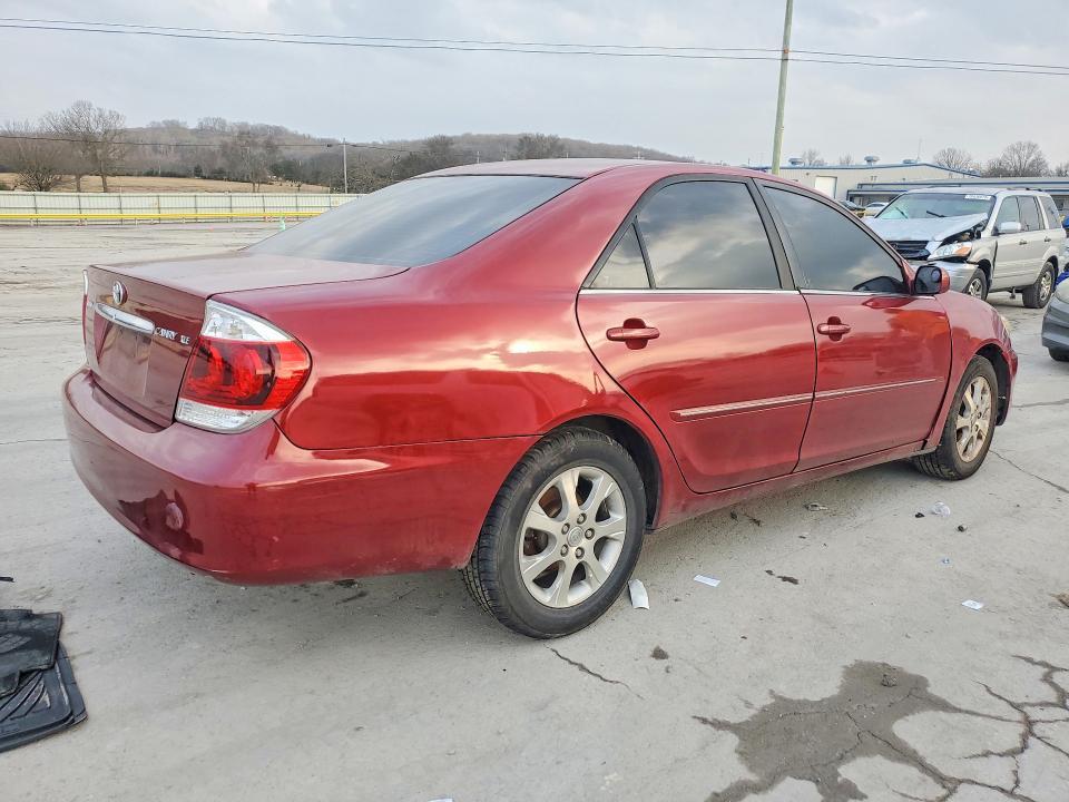 2006 Toyota Camry le
