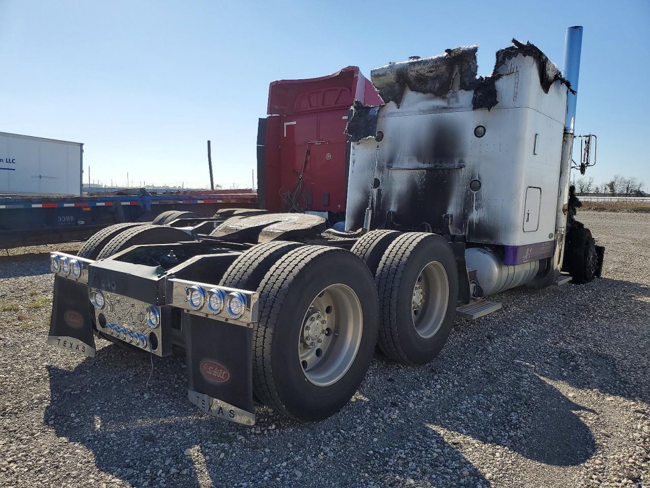 1998 Peterbilt 379 Semi Truck