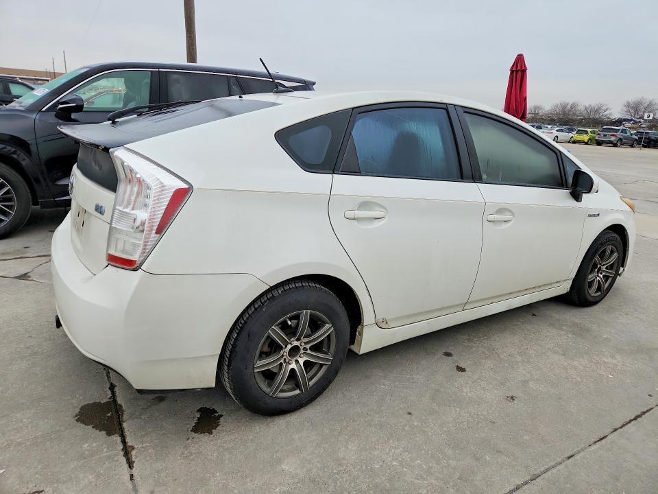 2010 Toyota Prius ii