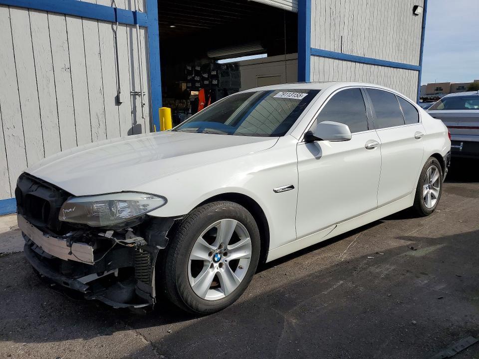 2013 BMW 528 i