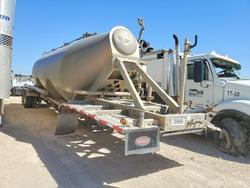 Trail King Tankertrlr Vehiculos salvage en venta: 2016 Trail King Pneumatic DRY Bulk Trailer