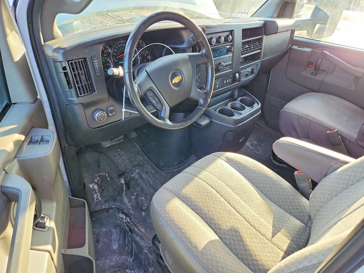 2021 Chev Express G3500
