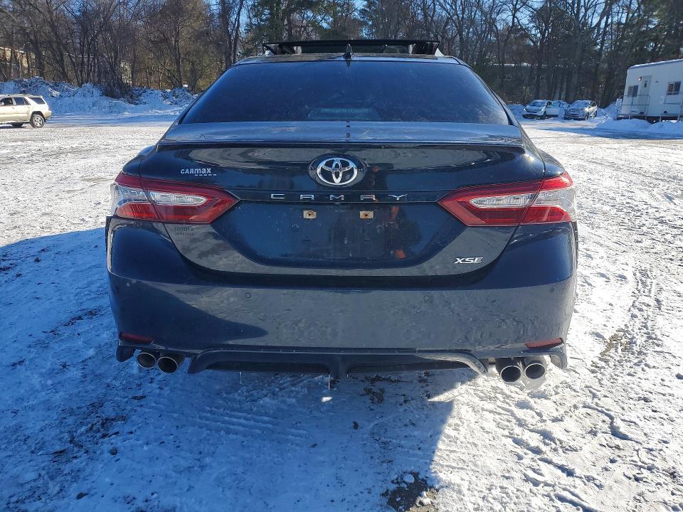 2018 Toyota Camry xse