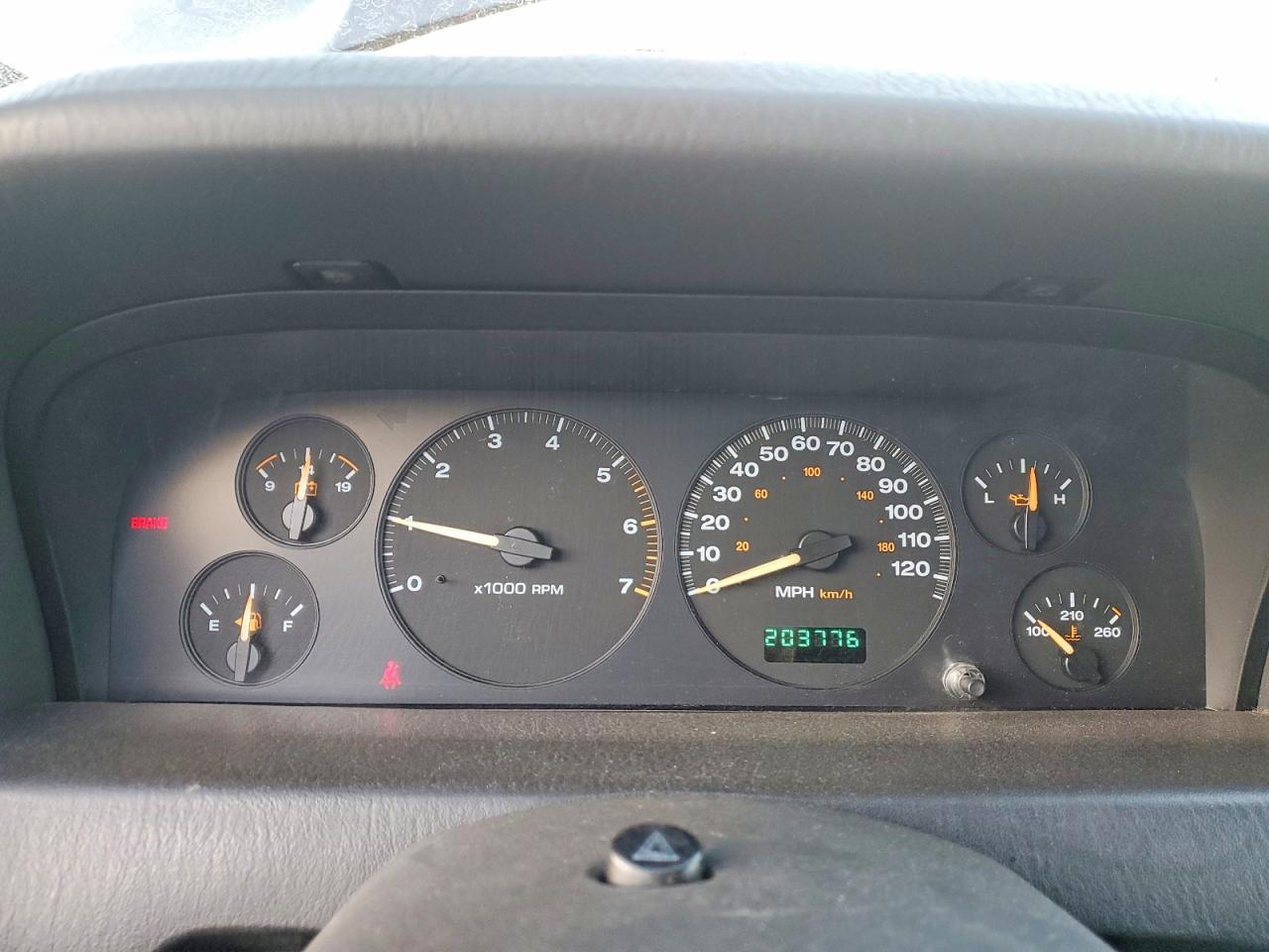 2004 Jeep Grand Cherokee Laredo