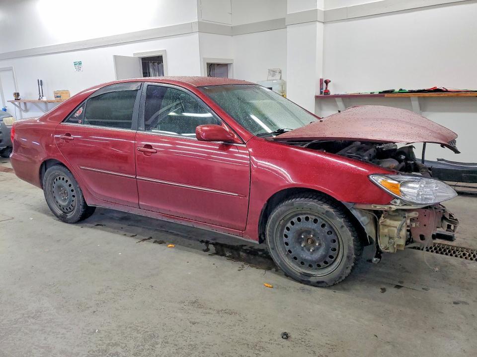 2004 Toyota Camry xle