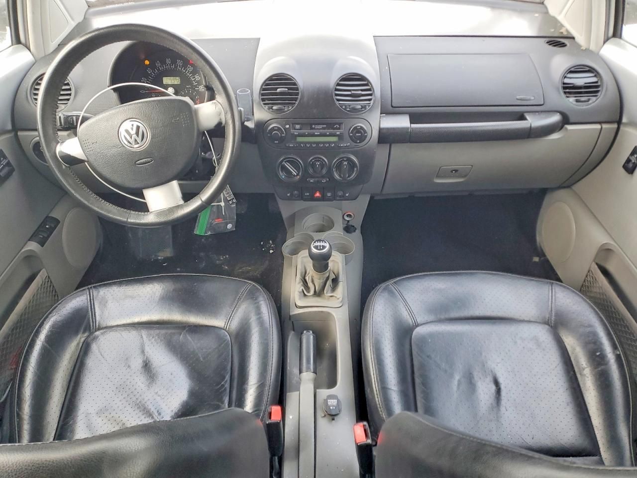 2000 Volkswagen New Beetle glx