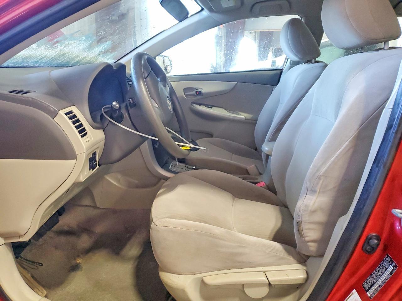 2010 Toyota Corolla le