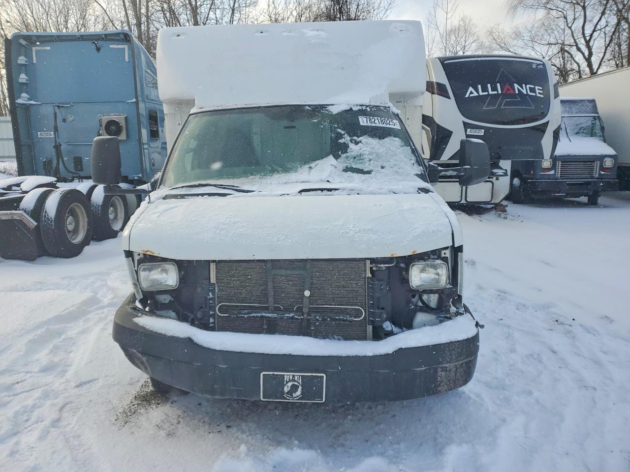 2015 GMC Savana Cutaway G3500