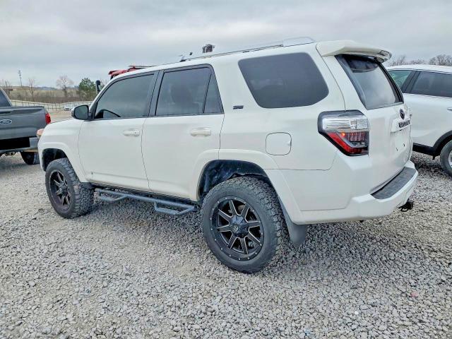 2016 Toyota 4runner SR5