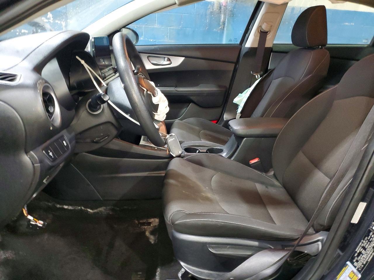 2022 KIA Forte fe