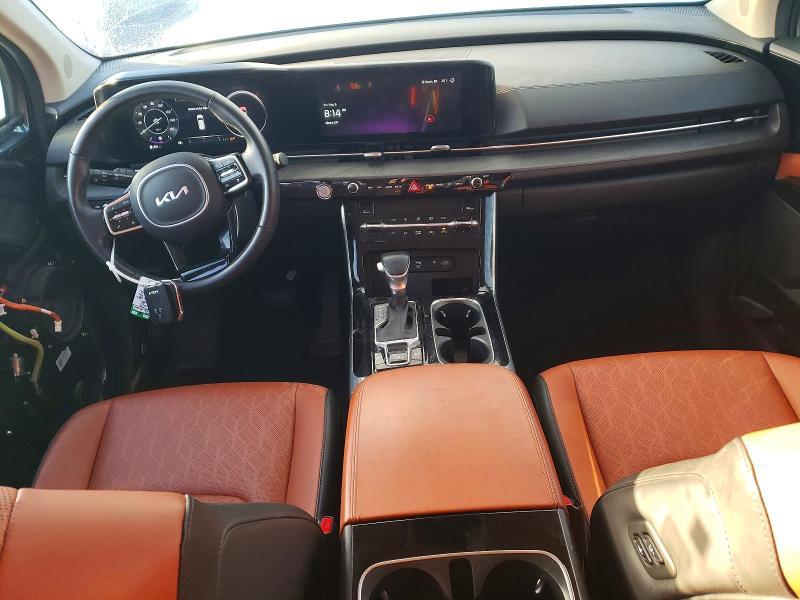 2023 KIA Carnival sx