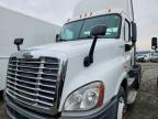 2015 Freightliner Cascadia Semi Truck