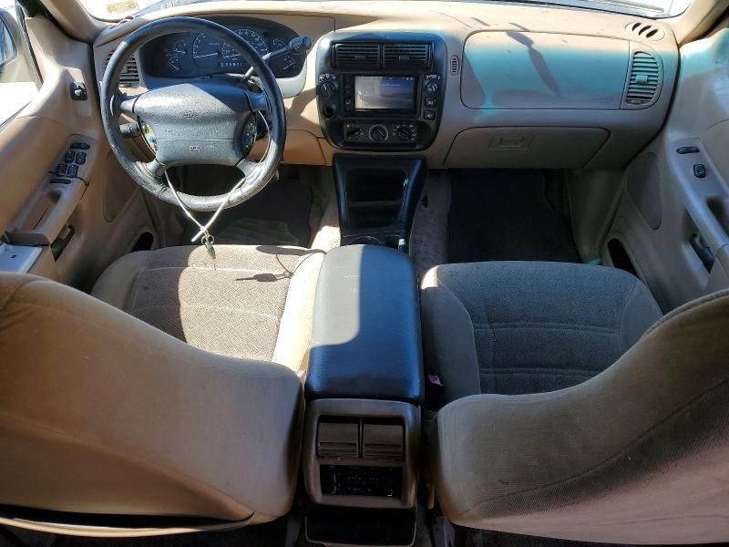 2000 Ford Explorer xlt