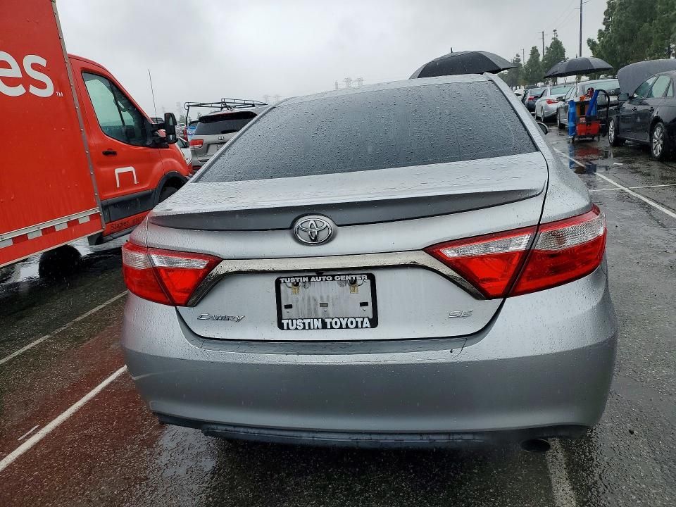 2015 Toyota Camry le