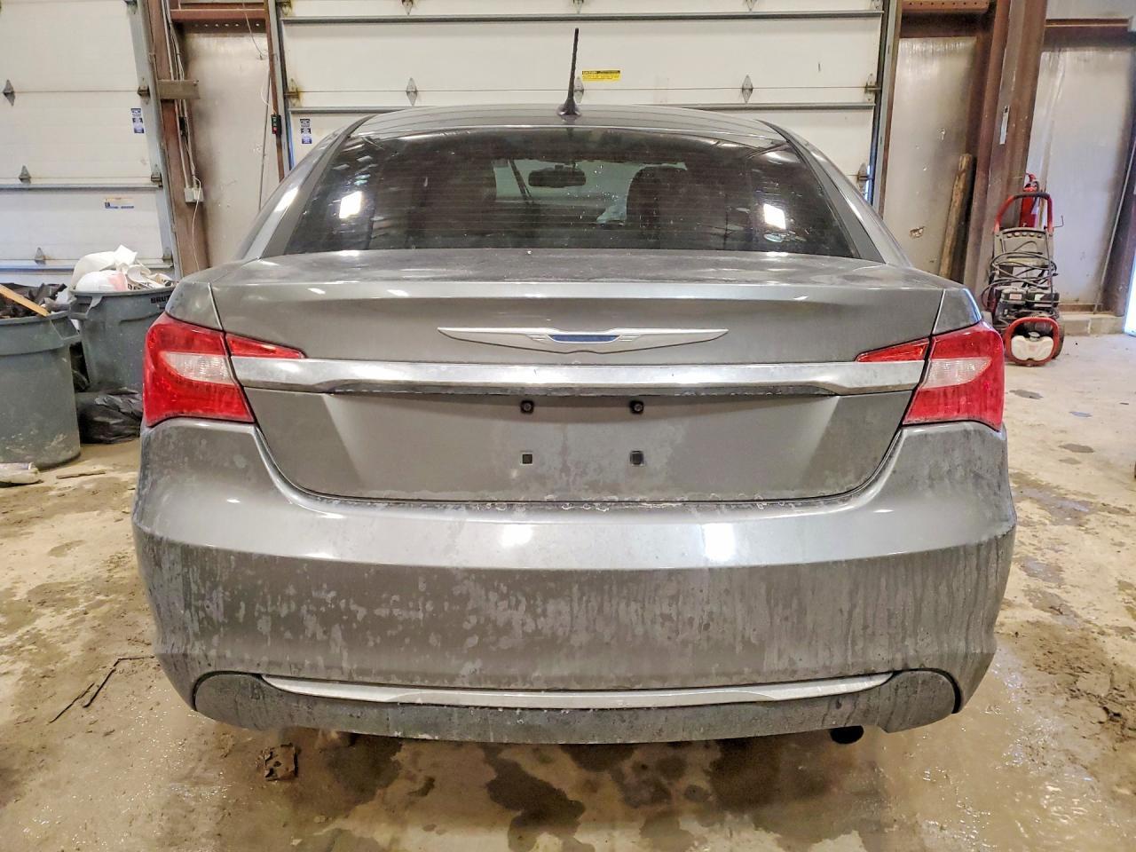 2013 Chrysler 200 Touring
