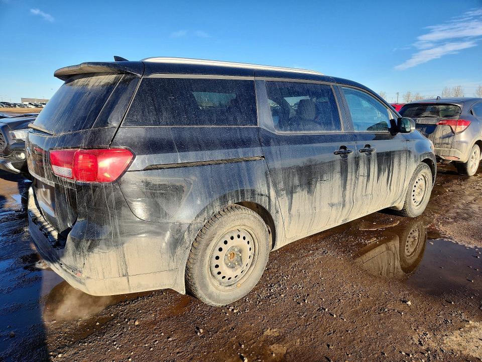 2018 KIA Sedona lx