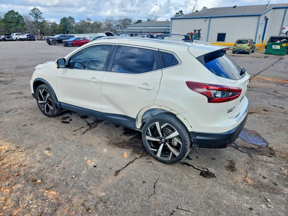 2022 Nissan Rogue Sport sl