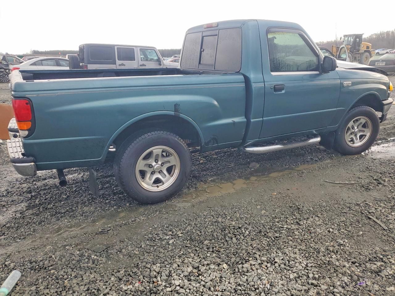2000 Mazda B3000
