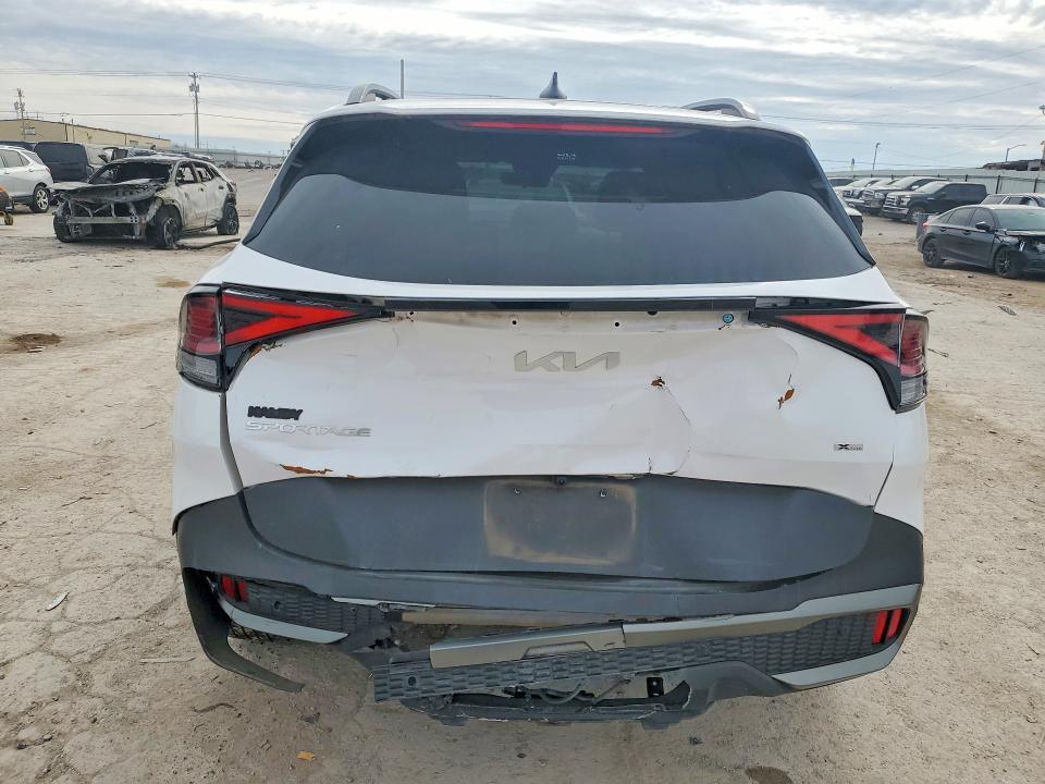 2023 KIA Sportage x Line