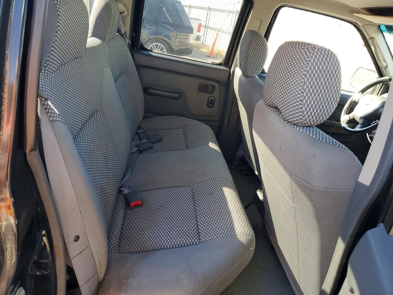 2002 Nissan Frontier XE-V6