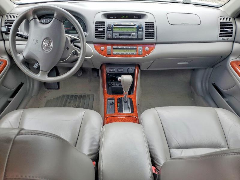 2004 Toyota Camry xle V6