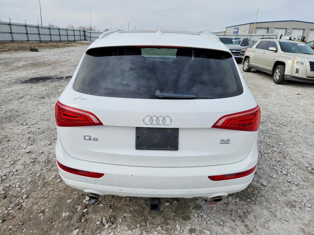 2010 Audi Q5 Premium Plus