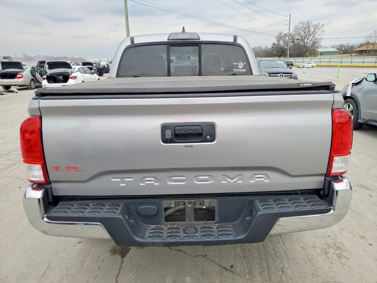 2016 Toyota Tacoma SR5