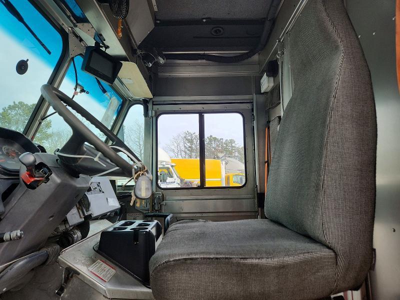 2020 Freightliner Chassis M Line WALK-IN Van