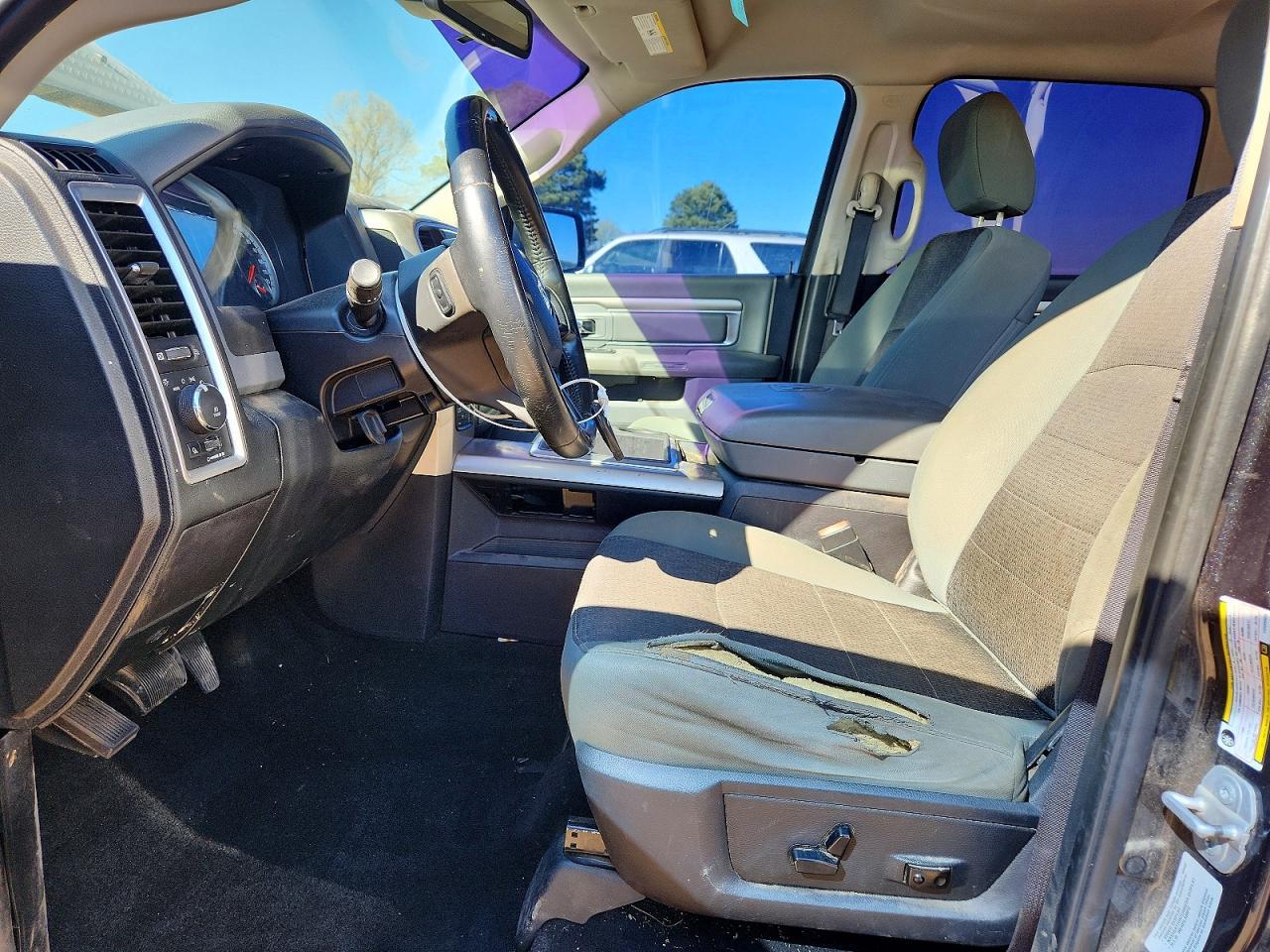 2015 Dodge RAM 1500 SLT