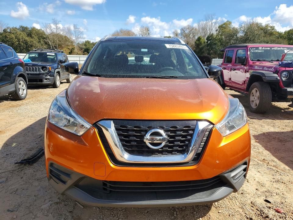 2019 Nissan Kicks s