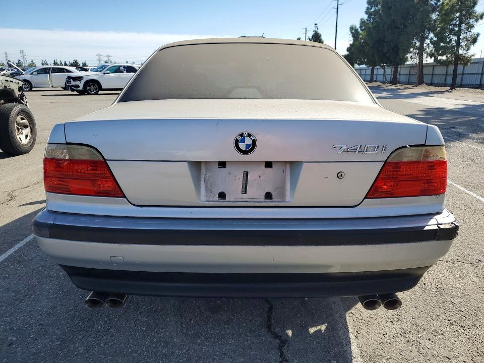 2000 BMW 740 i Automatic