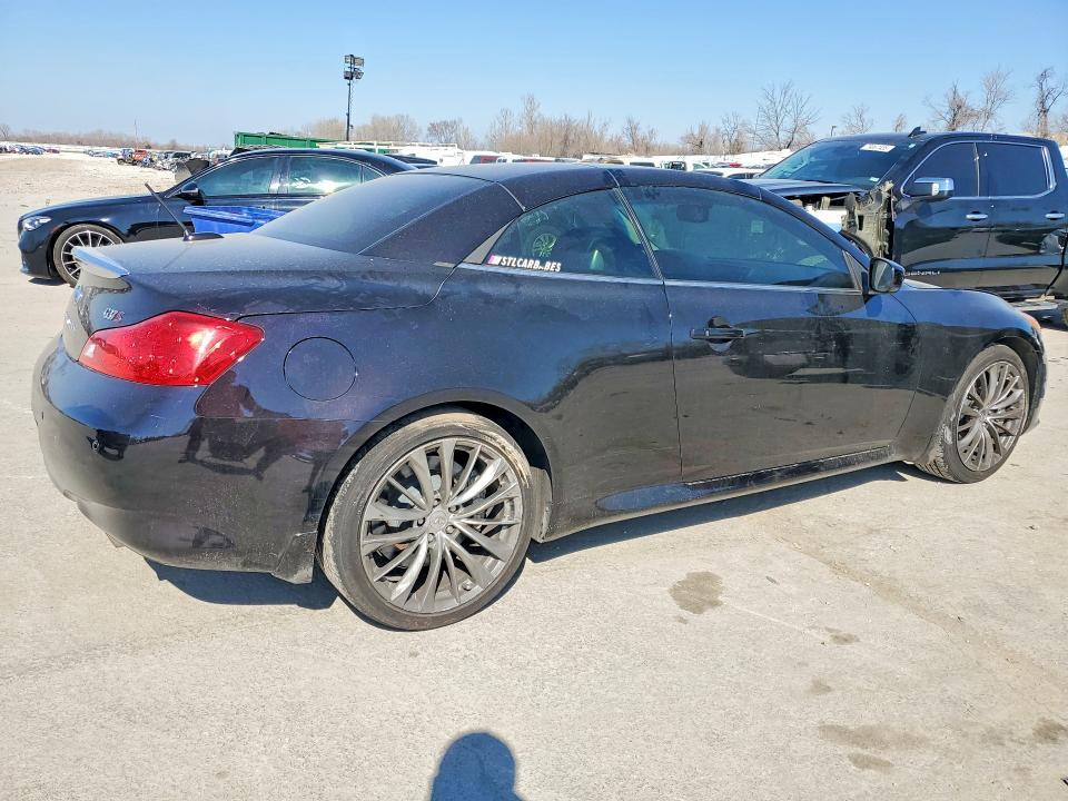 2013 Infiniti G37 Convertible Base