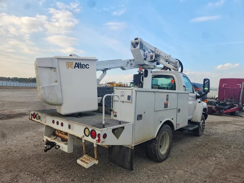 2009 GMC C5500 Bucket Truck