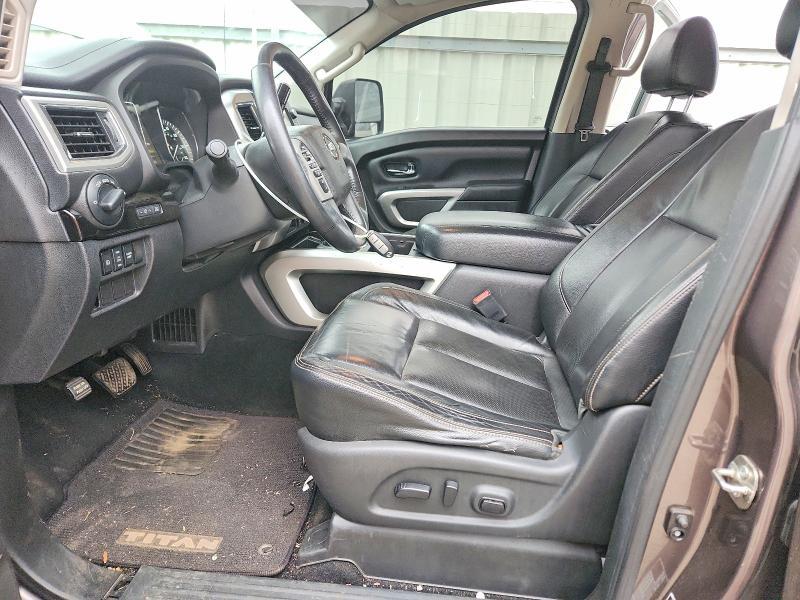 2017 Nissan Titan SV