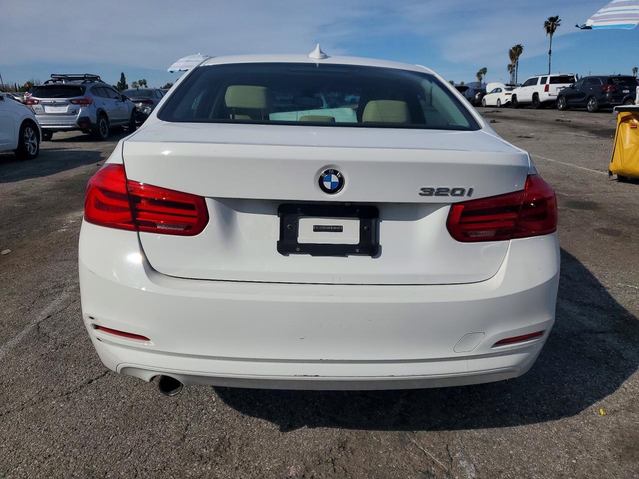 2018 BMW 320 i
