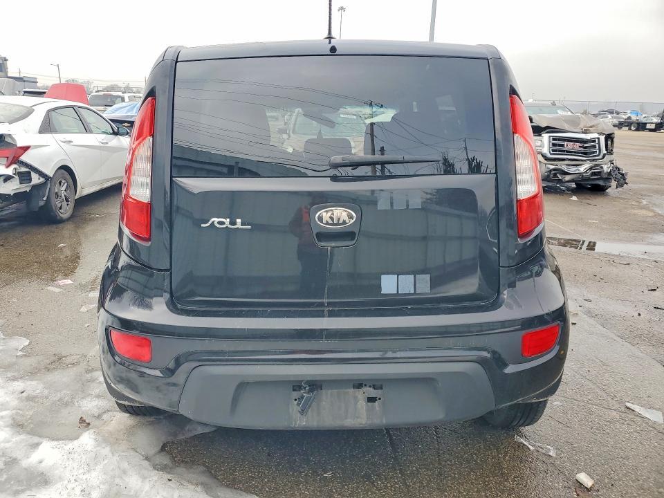 2013 KIA Soul Base