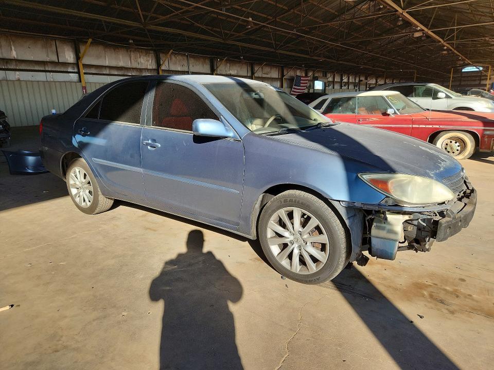 2004 Toyota Camry le