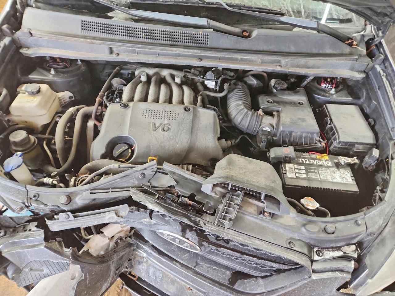 2008 KIA Rondo lx