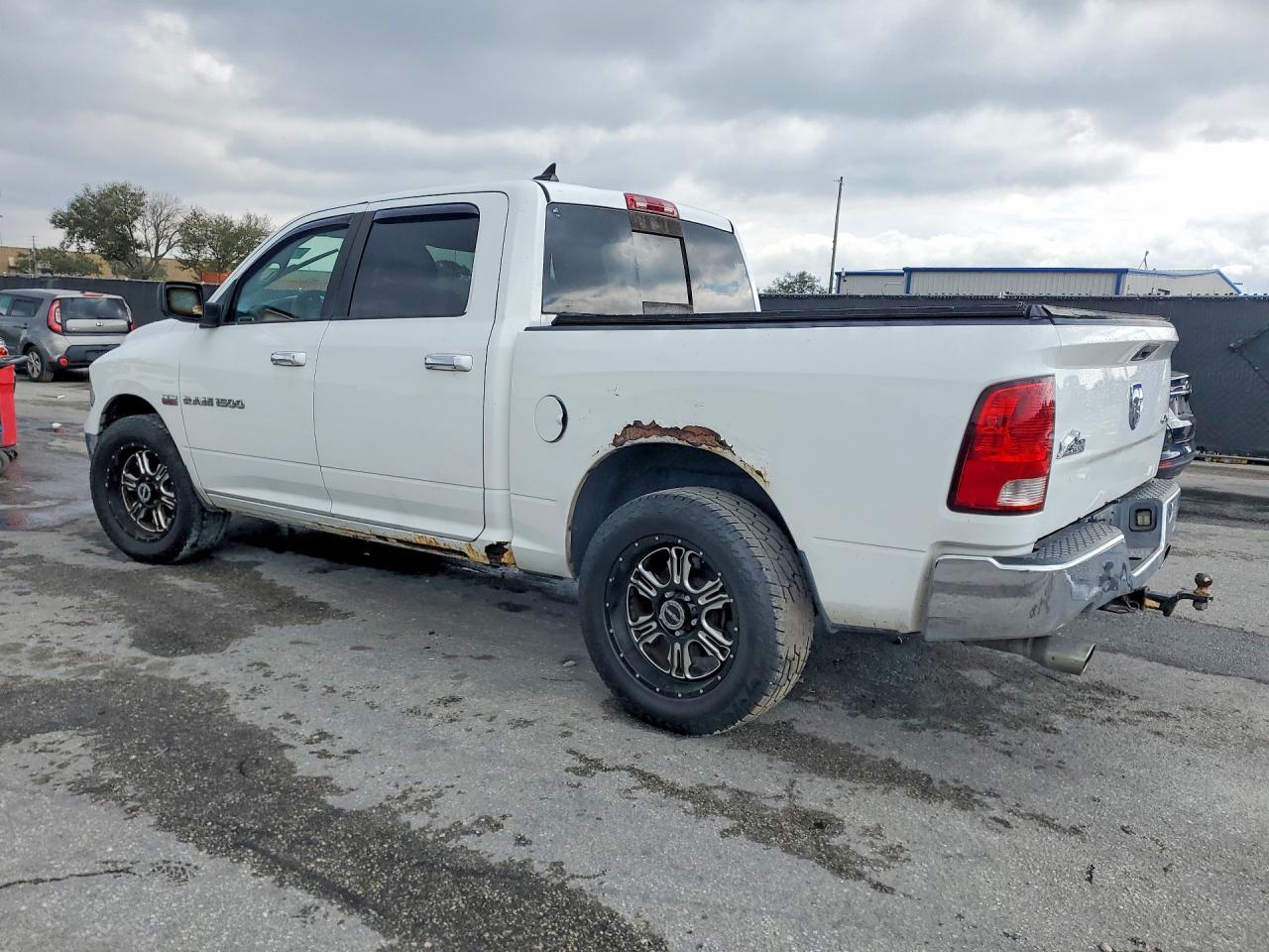 2013 Dodge RAM 1500 SLT