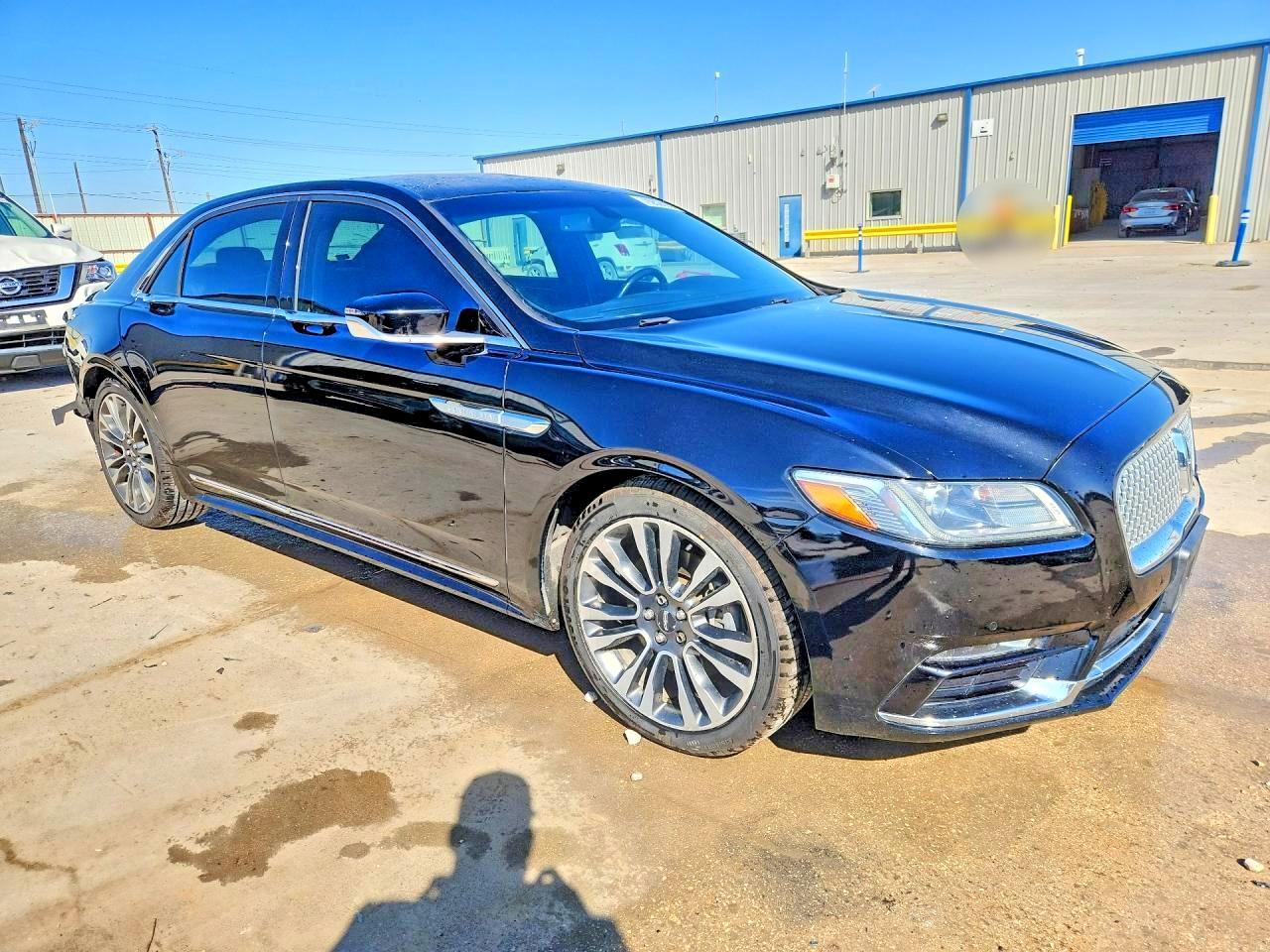 2017 Lincoln Continental Reserve