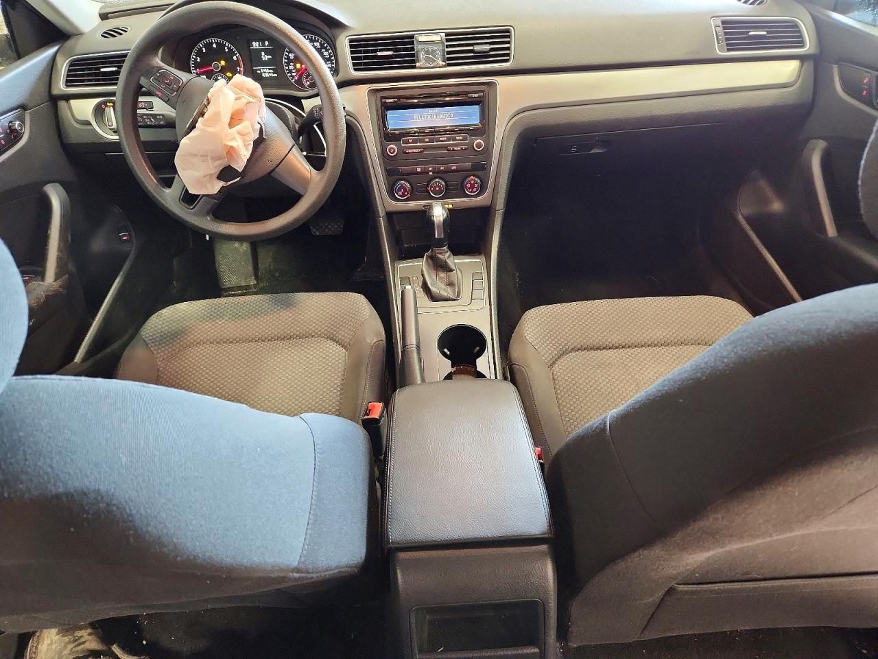 2013 Volkswagen Passat s