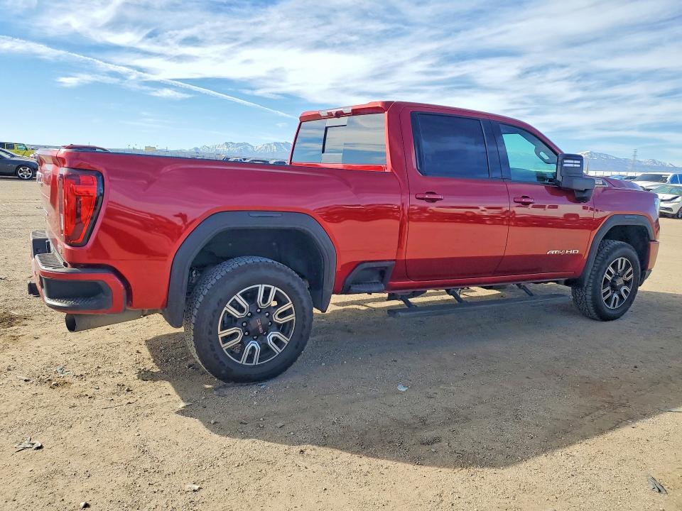 2022 GMC Sierra K2500 AT4