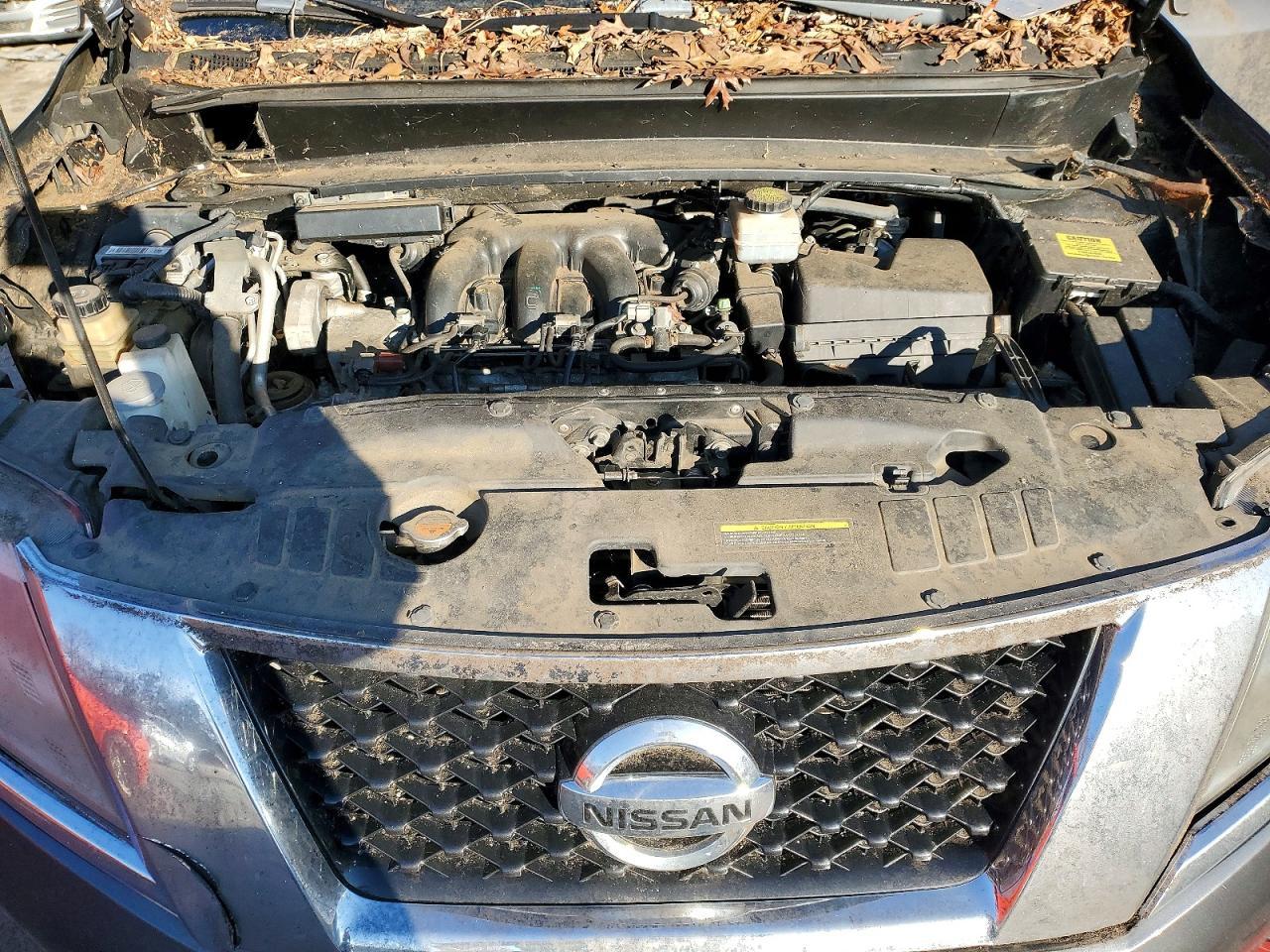 2014 Nissan Pathfinder s